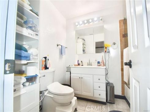 2631 W Cerritos  , Anaheim, CA