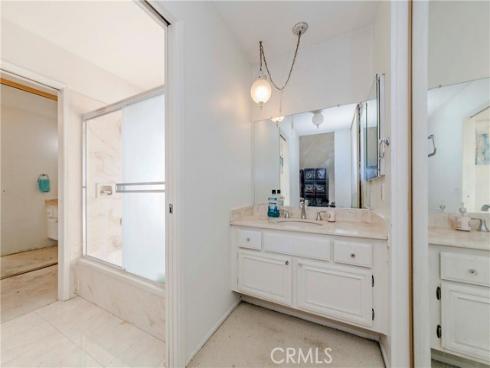 2586 E Riles   Circle, Anaheim, CA