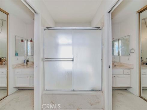 2586 E Riles   Circle, Anaheim, CA