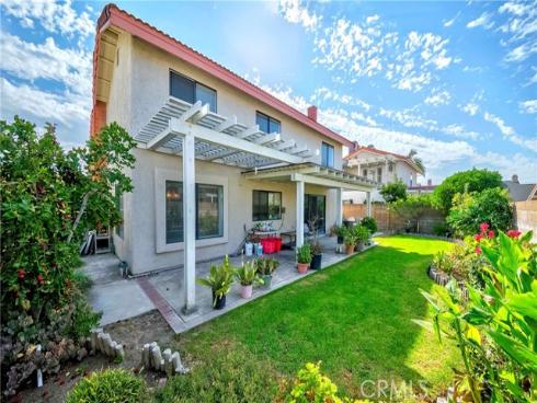 2586 E Riles   Circle, Anaheim, CA