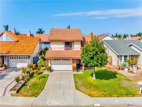 2586 E Riles   Circle, Anaheim, CA