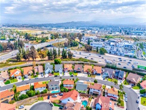 2586 E Riles   Circle, Anaheim, CA