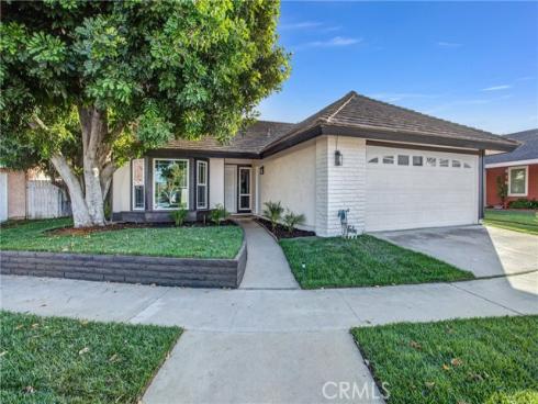 4568 E Meadowhill   Avenue, Anaheim, CA