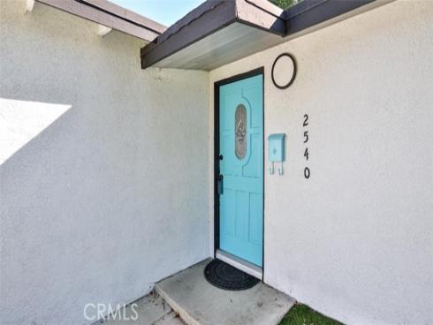 2540 W Picadilly   Way, Anaheim, CA