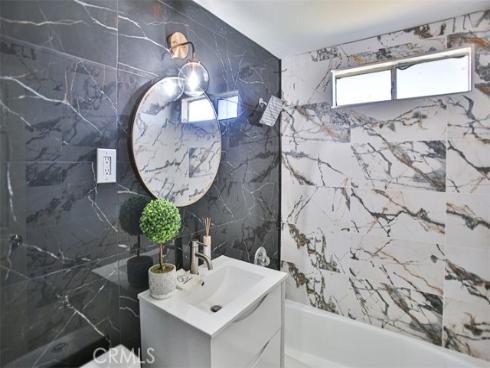 2540 W Picadilly   Way, Anaheim, CA