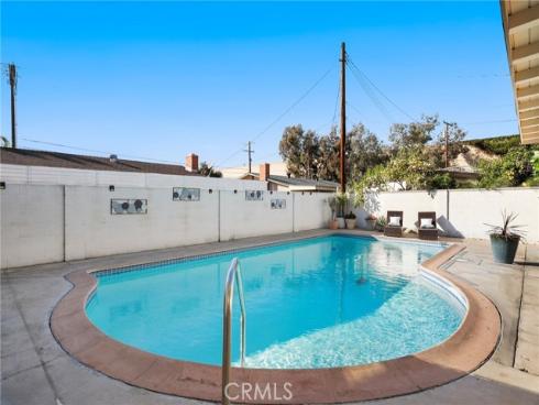 1313 N Crestlane   Place, Anaheim, CA