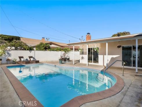 1313 N Crestlane   Place, Anaheim, CA