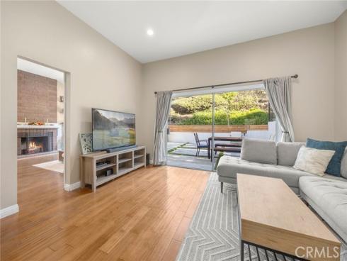 6093 E Brighton  , Anaheim, CA