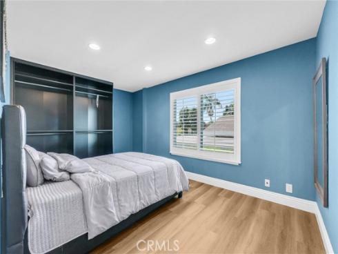 1417 W James Way  , Anaheim, CA