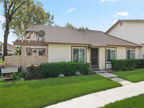 5466 E Willow Woods  A  Lane, Anaheim, CA