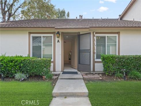 5466 E Willow Woods  A  Lane, Anaheim, CA