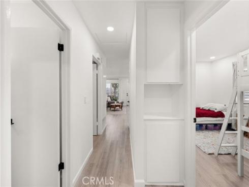 1760 N Oak Knoll  B , Anaheim, CA