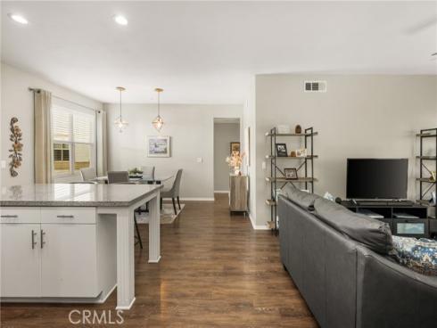 425 S Anaheim  3  Boulevard, Anaheim, CA