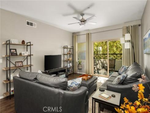 425 S Anaheim  3  Boulevard, Anaheim, CA