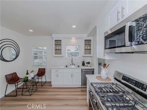 1325 E Romneya  , Anaheim, CA