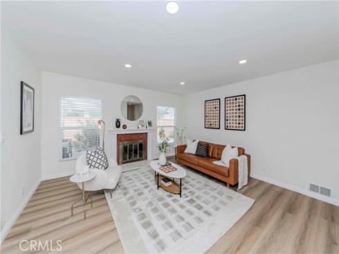 1325 E Romneya  , Anaheim, CA