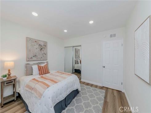 1325 E Romneya  , Anaheim, CA