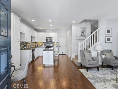 760 S Olive  , Anaheim, CA