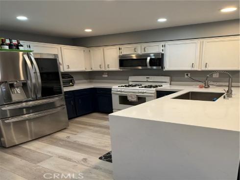 406 E Center  , Anaheim, CA