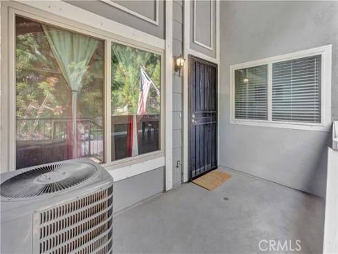 1727 N Willow Woods  C  Drive, Anaheim, CA