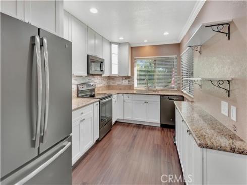 1727 N Willow Woods  C  Drive, Anaheim, CA