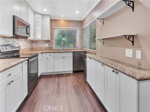 1727 N Willow Woods  C  Drive, Anaheim, CA