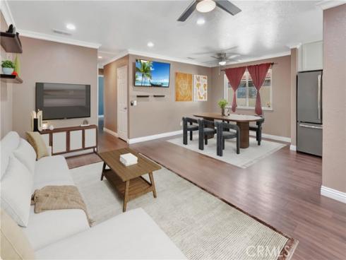 1727 N Willow Woods  C  Drive, Anaheim, CA