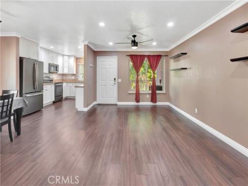 1727 N Willow Woods  C  Drive, Anaheim, CA