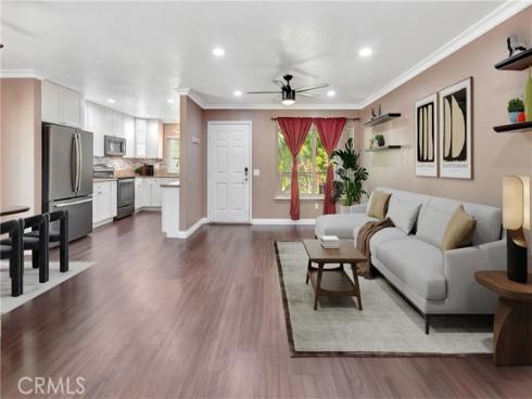 1727 N Willow Woods  C  Drive, Anaheim, CA