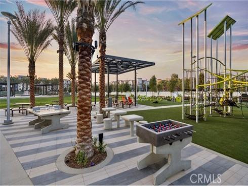 1720 E Park  11  Street, Anaheim, CA