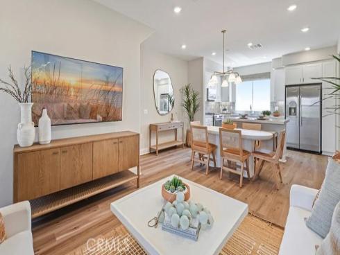 1720 E Park  11  Street, Anaheim, CA