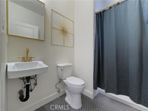 800 N Janss  , Anaheim, CA