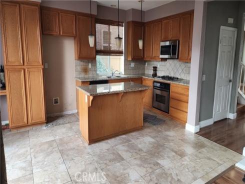 2825 E Cinnamon  , Anaheim, CA