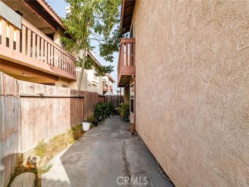 2625 W Cameron   Court, Anaheim, CA