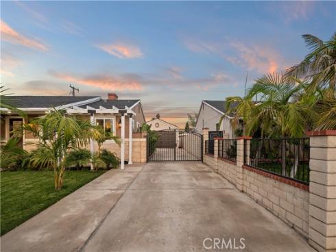 638 N Buttonwood  , Anaheim, CA