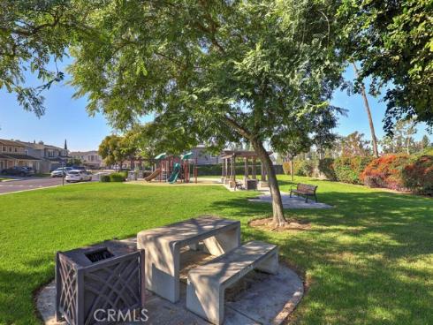 930 E Chestnut   Street, Anaheim, CA