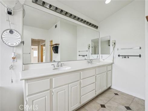 612 S Halliday  , Anaheim, CA