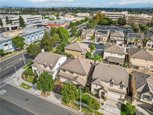 612 S Halliday  , Anaheim, CA