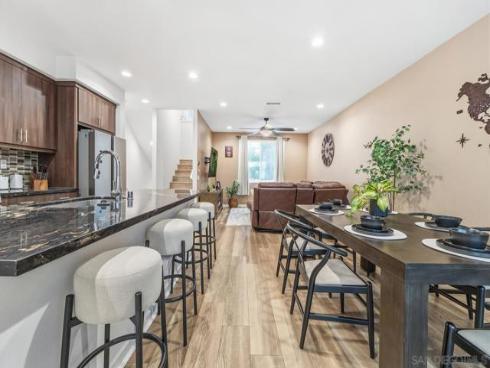 707 S Mosaic St  , Anaheim, CA