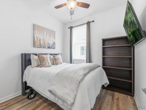 707 S Mosaic St  , Anaheim, CA