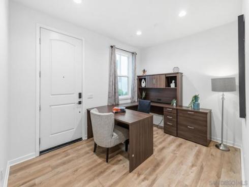 707 S Mosaic St  , Anaheim, CA