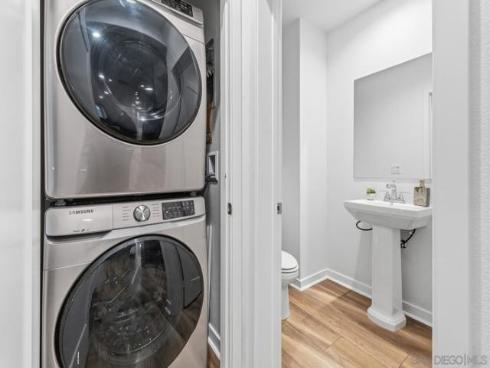 707 S Mosaic St  , Anaheim, CA