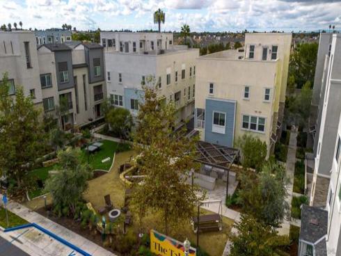 707 S Mosaic St  , Anaheim, CA