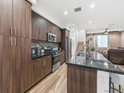 707 S Mosaic St  , Anaheim, CA