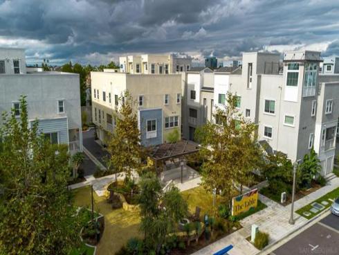 707 S Mosaic St  , Anaheim, CA