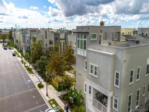 707 S Mosaic St  , Anaheim, CA