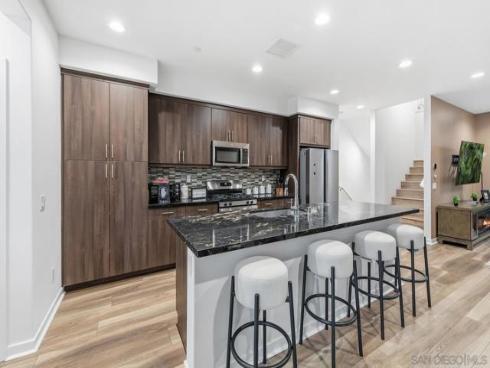 707 S Mosaic St  , Anaheim, CA