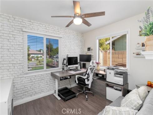 1414 E South  , Anaheim, CA