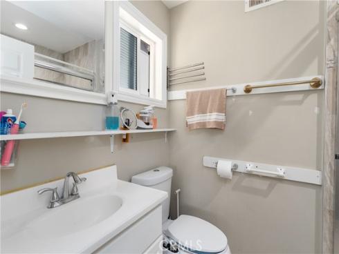 1414 E South  , Anaheim, CA