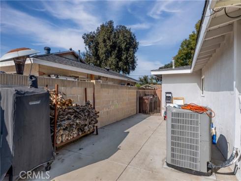 1414 E South  , Anaheim, CA